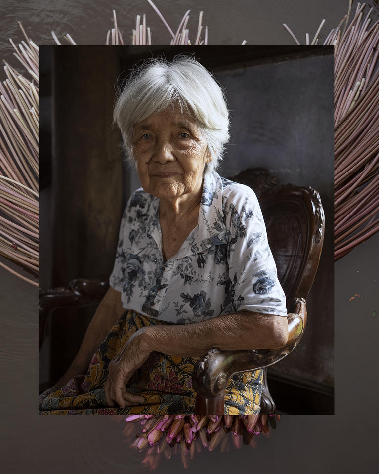 Yi La Yieng, 81 ans, chez elle dans le village de Wat Kor près de Battambang, novembre 2019
