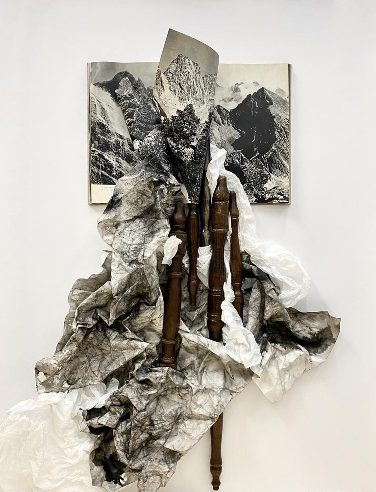 Lucia Tallová, Mountains between us, 2021, Collage, bois, peinture sur papier, livre et cadre en bois de chêne, 124 x 94 x 8 cm